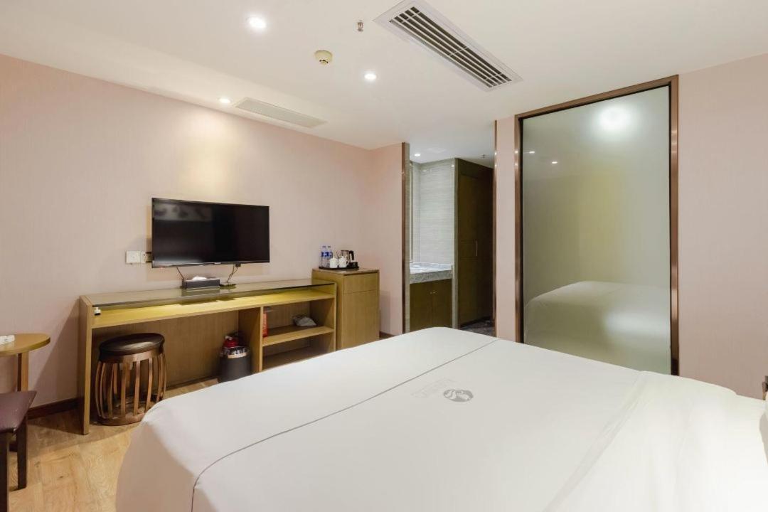 Lnsail Hotel Shenzhen Luohu Port Railway Station Exterior foto